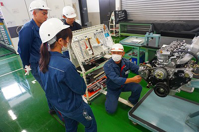 Theoretical and Practical Training at Isuzu Technical High School